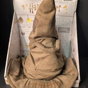 Warner Bros. Harry Potter Real Talking Sorting Hat - Brown